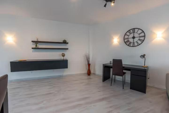 Seafront Penthouse Paradise Views Of Balluta Bay * Saint Julian's